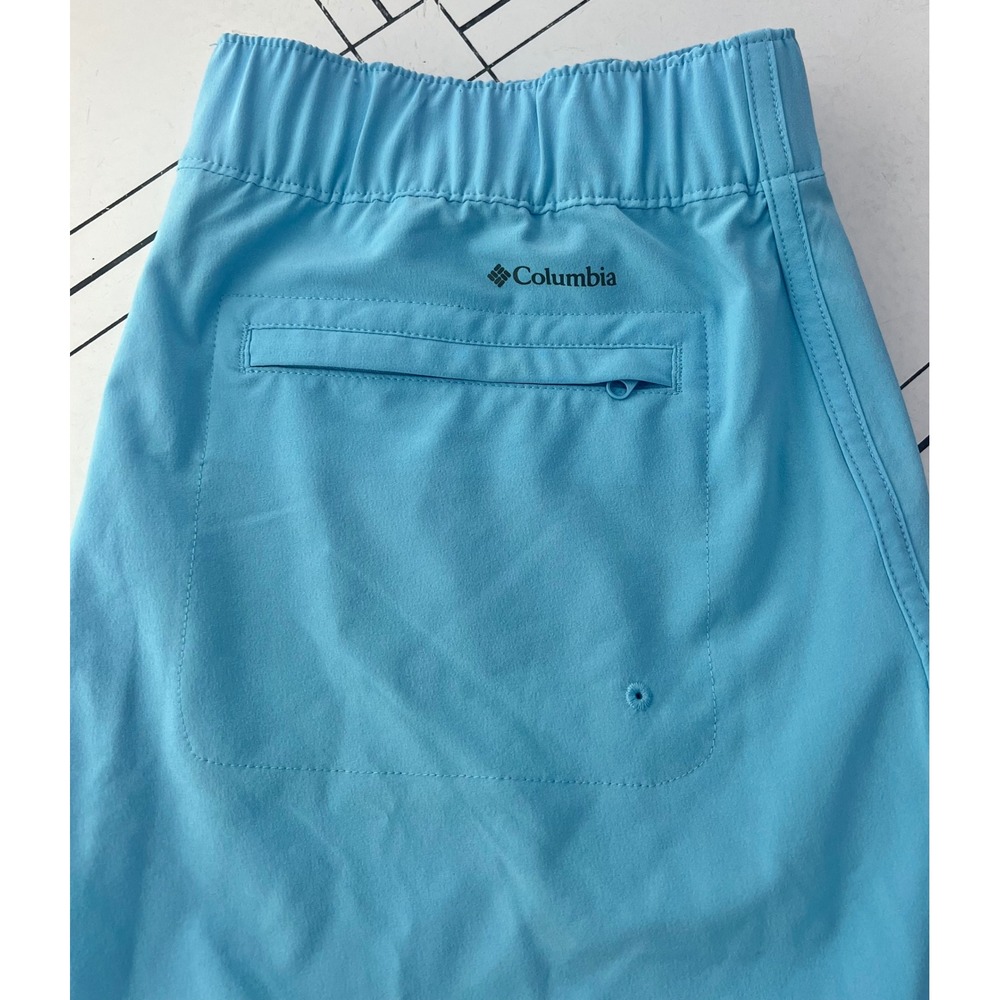 Columbia Aqua Blue Sandy River Lightweight Athleisure Shorts Women's Size M
